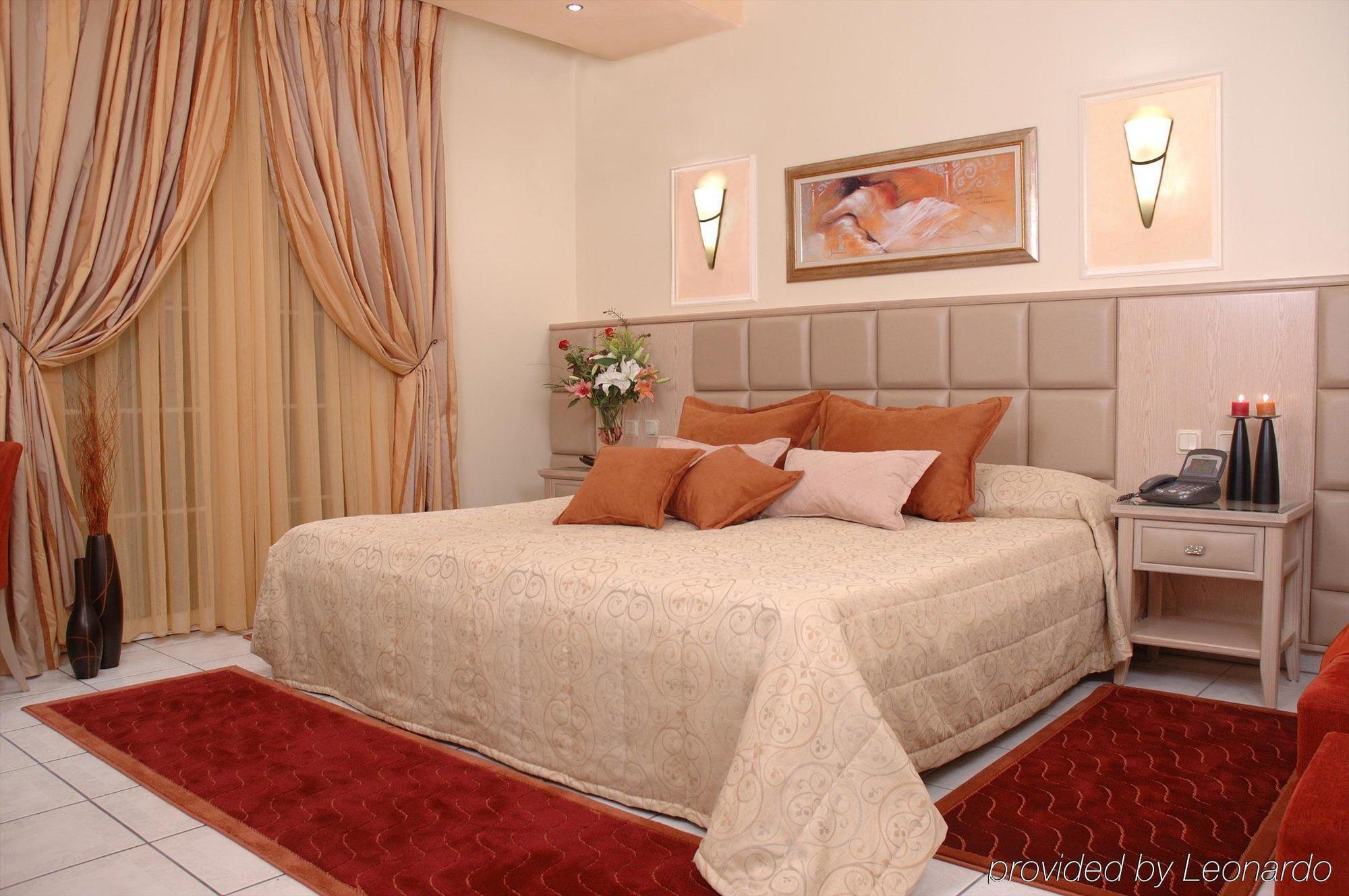 Hotel Strass Paralía Rom bilde