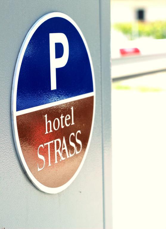 Hotel Strass Paralía Eksteriør bilde