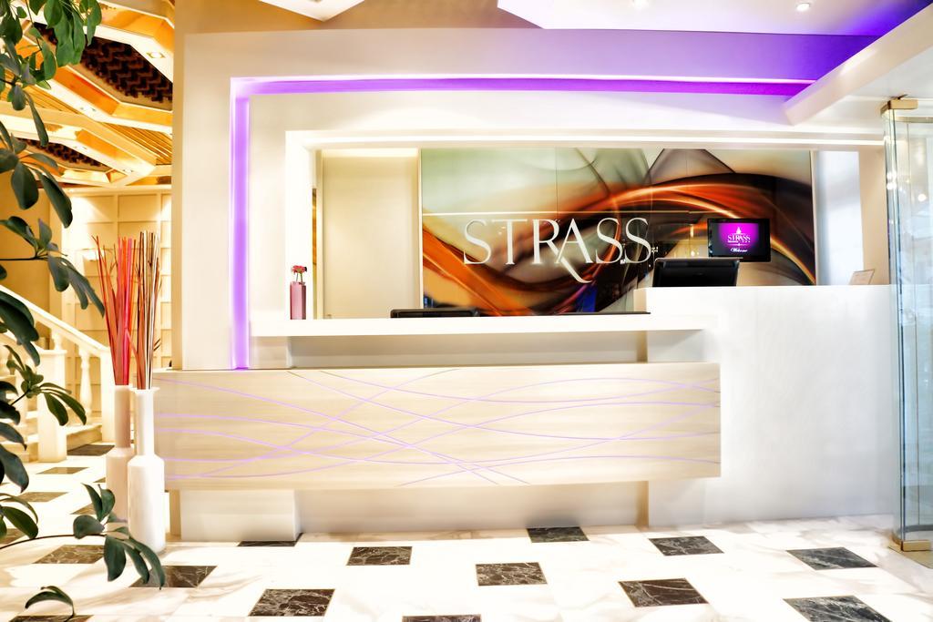 Hotel Strass Paralía Eksteriør bilde